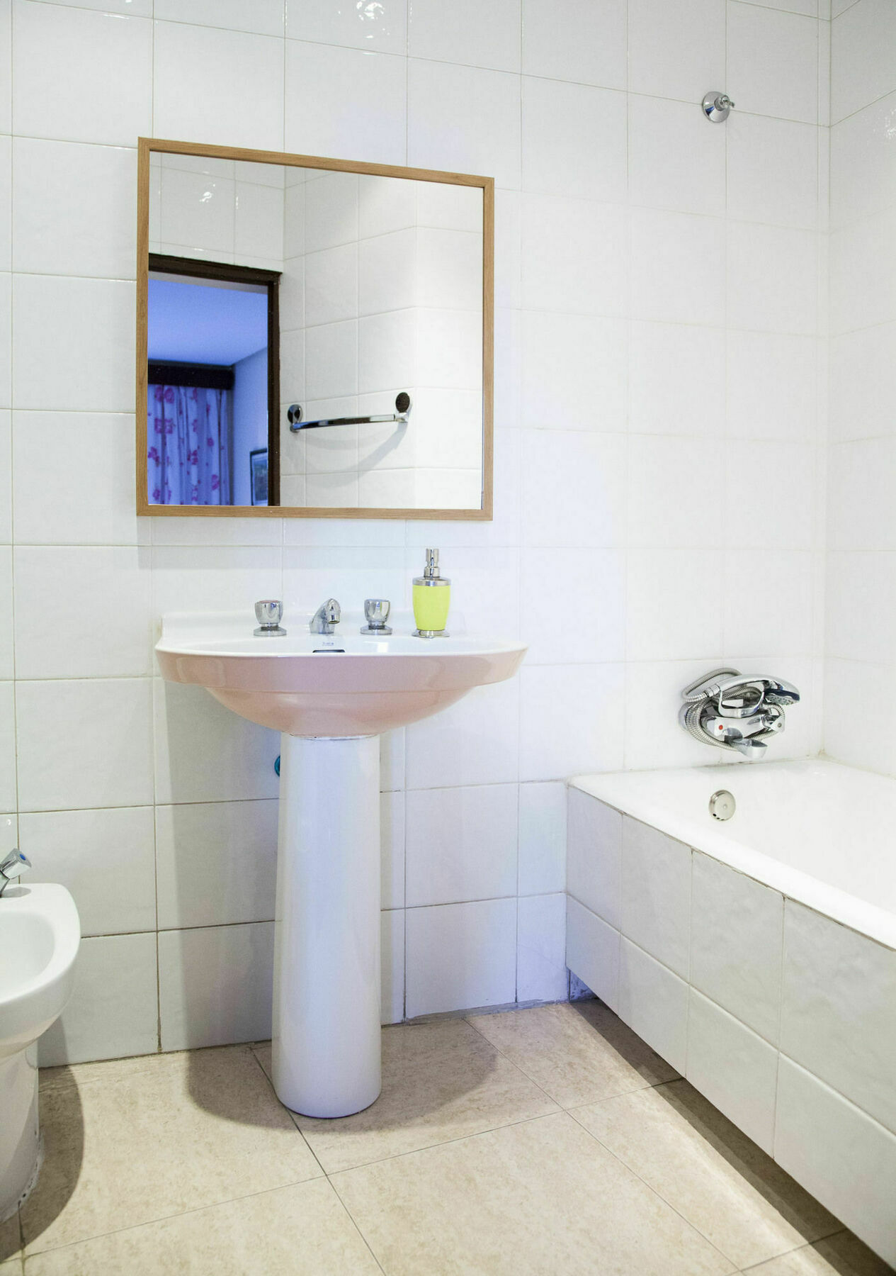 Hostal Arriaza Мадрид Экстерьер фото